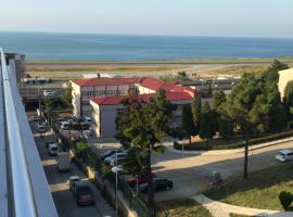 A picture of the hotel: YALI Apart Hotel