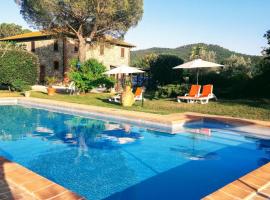 Hotel kuvat: Private pool Villa Wine&cooking -Trasimeno Lake