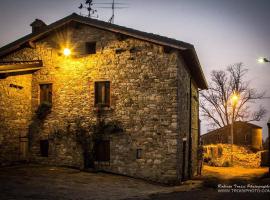 A picture of the hotel: Agriturismo Corte del Gallo