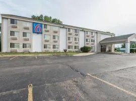 Motel 6-Lawrence, KS, hotel in Lawrence