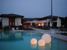 Hình ảnh khách sạn: La Foresteria Canavese Golf & Country Club