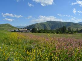 Viesnīca Azoyan Holiday Resort pilsētā Sisian
