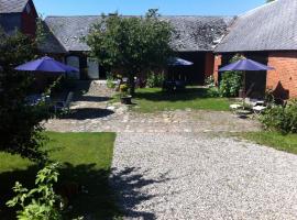 Ola-Nils Gård，Borrby的飯店