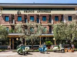 Hotel Franco Antonelli