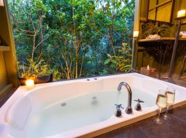 Wairua Lodge - Rainforest River Retreat, ξενοδοχείο σε Whitianga