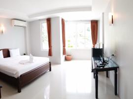 Fotos de Hotel: J.Holiday Inn Krabi