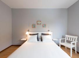 Foto di Hotel: LovelyStay - Foz Sea View - Porto