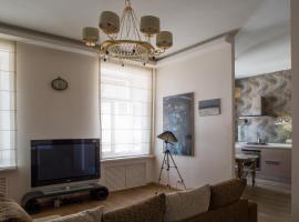 Hotel Photo: Daily Rooms Apartment 200 meters to Bolshoy Theatre