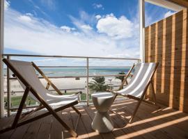 Hôtel Café Miramar, hotel in Le Grau-du-Roi