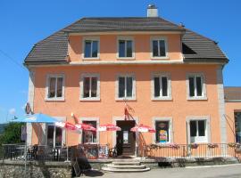 Hotel fotoğraf: Chambres d'Hotes Le Passiflore