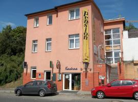 Hotel kuvat: Pension Dobroucky