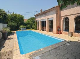 Hotel foto: Apartment - One-Bedroom Holiday Home in Aix-en-Provence