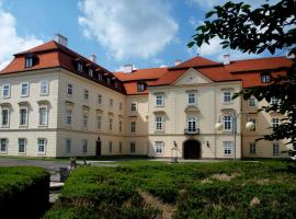 Hotel fotoğraf: Zámek Napajedla