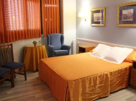 Hình ảnh khách sạn: Hostal Montserrat