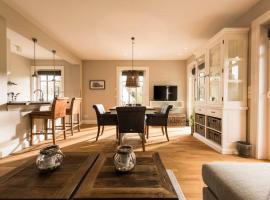 Kamphof Usedom Ferienanlage, hotel in Loddin