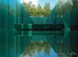 Hotel Photo: Les Cols Pavellons