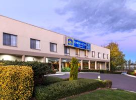 Zdjęcie hotelu: Garden City Hotel, Best Western Signature Collection