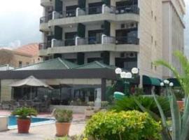 Ξενοδοχείο φωτογραφία: Holiday Suites Hotel & Beach Resort