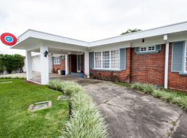 Capital Hostel de Ciudad, hótel í San Jose