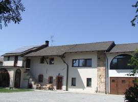 Fotos de Hotel: La Meridiana, monolocale in cascina ristrutturata