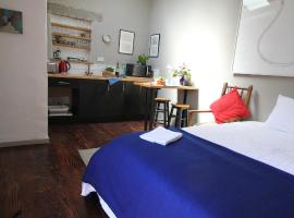 Hotel Photo: Artisan Apartment