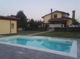 Foto di Hotel: Villa leonia