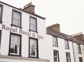 A picture of the hotel: Royal Hotel