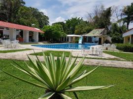 Hotel Villas Kin Ha, hotel v destinaci Palenque