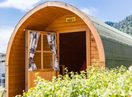 Camping Lazy Rancho - Eiger - Mönch - Jungfrau - Interlaken, hotel v destinaci Interlaken