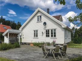 Hotel Photo: Three-Bedroom Holiday Home in Moss