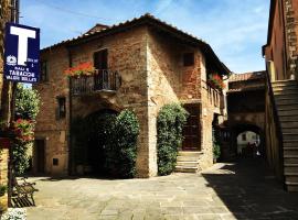 A picture of the hotel: Locanda Caino