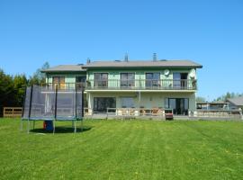 Hotel Photo: The Terraced Riverhouse