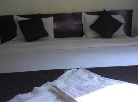 Hotel Foto: 1 BR Apartment in Kalyani Nagar, Pune, by GuestHouser (9F74)