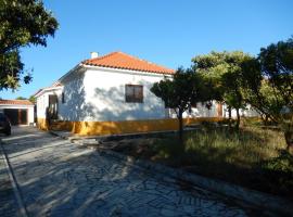 A picture of the hotel: Quinta Laranjal da Arrabida