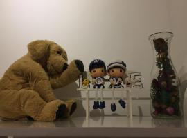 Play Kimnen B&B, hotel in Jincheng