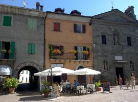 Hotel fotoğraf: Piazza Fiumalbo citta d'arte