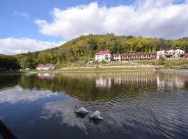 MishyN-City Hotel
