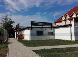 M0 Lakihegy Horgony u 10、シゲトセントミクローシュのホテル