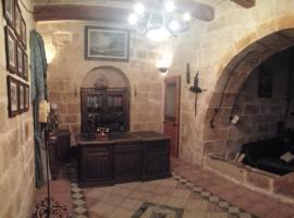 Foto di Hotel: 600 Years old house of character