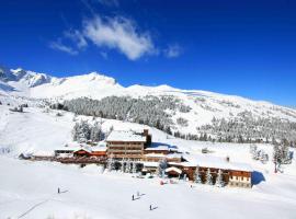Hôtel Courcheneige, Hotel in Courchevel