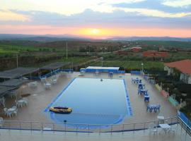 Hotel fotoğraf: Tahla Garden