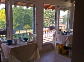 A picture of the hotel: La Terrazza sul Naviglio B&B