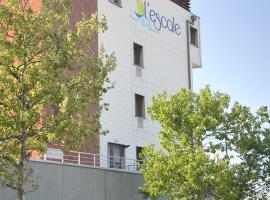 Auberge de jeunesse L'Escale, hotel in Dunkerque