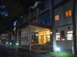City Mansion ApartHotel: Bakü'de bir otel