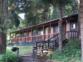 Crater Lake Gateway-Rocky Point Resort, hotel en Klamath Falls