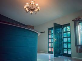 RocaMar Hostel Boutique, hotel in Punta del Este