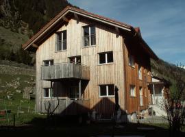 A picture of the hotel: Ferienwohnung Gästehaus Fürlauwi