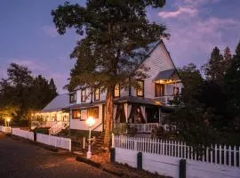 Avery Hotel