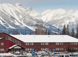 Fernie Slopeside Lodge, hotel in Fernie