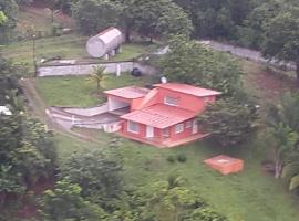 A picture of the hotel: Finca La Loma